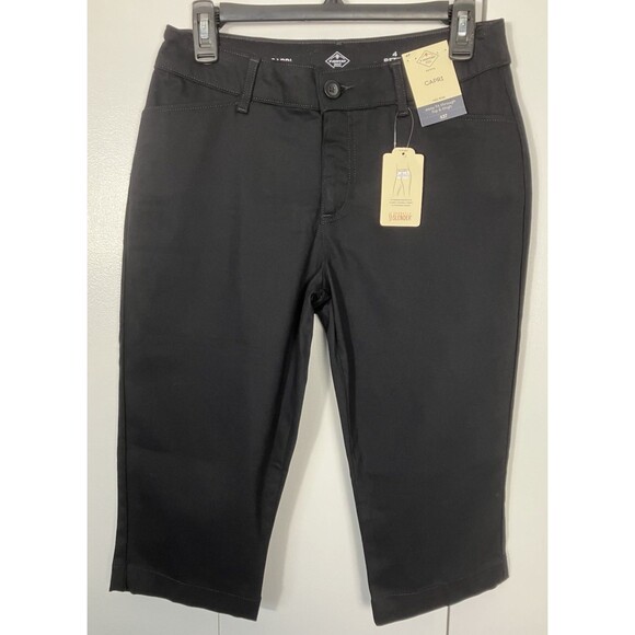 St. John's Bay Pants - NWT St. John's Bay Petite Black Capri's Size 4P